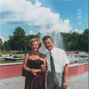 Фотография "Елена Кухаренко (Киселева) с 
мужем Виктором"