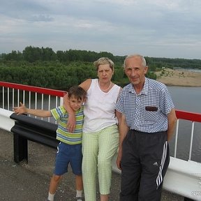 Фотография "Зырянский район. С мужем и внуком."