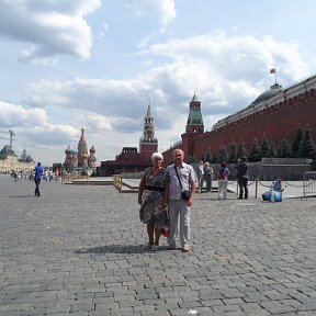 Фотография "Июль 2014 г.  Москва
Я и моя супруга Вера."