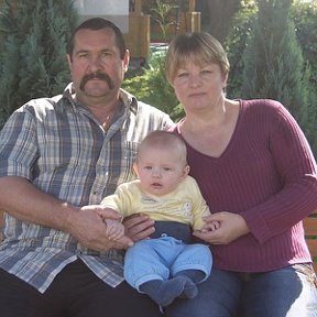 Фотография "Я с мужем и мой 3 внук, живу в Германии"