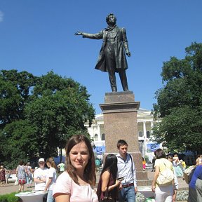 Фотография "08.07.2014 Площадь Искусств. Памятник А.С. Пушкину у Русского музея"