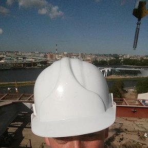 Фотография "На краю крыши стадиона FIFA2018 ГАЗПРОМ АРЕНА ЗЕНИТ 106метров подо мной"