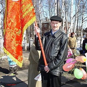 Фотография "Первомайская демонстрация в г.Мезень"