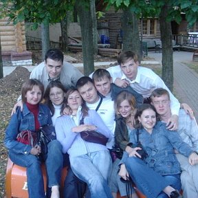 Фотография "я и мои одногруппники..Я в белой рубашке (верхний ряд справа) "