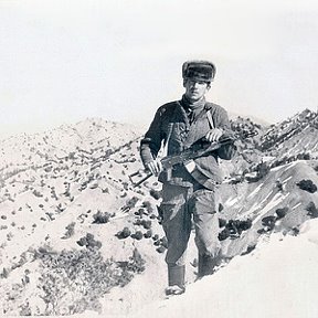 Фотография "Это Ургун,гора Южный Вечбарг. Эти высоты мы брали с боями. январь 84-го года."