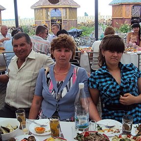 Фотография "мой муж Саша,Я,и моя старшая внучка Настя"
