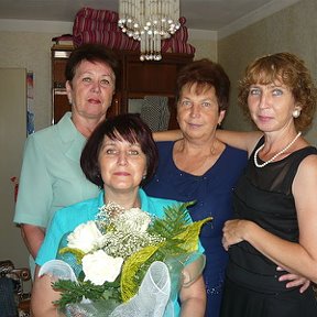 Фотография "Я, мои сестры: Таня, Наташа, Люда."