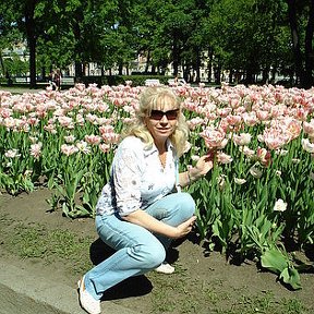 Фотография "Я и тюльпаны"