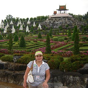 Фотография "Тропический сад  ,,Нонг нуч,,  24 января 2012 года, Таиланд."