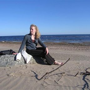 Фотография "7.05.2006 на Финском заливе за Зеленогорском
Погода была совсем летняя :)"