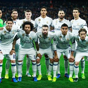 Фотография от REAL Madrid 4 7 8 9 11 14 17 19 20 22