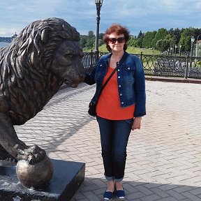 Фотография "Углич, набережная, Волга, львы. Июль 2017."