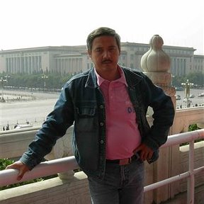 Фотография "Снято осенью 2006 года на трибуне площади Тианьаньмень"