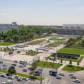 Фотография "Ташкент, 8-мая 2018г. За день до открытия памятника."