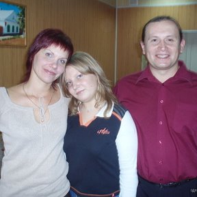 Фотография "Я, моя жена Оля и ее дочька Санька. Июль 2007 года"