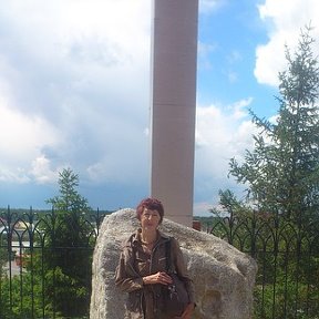 Фотография "26 июня 2014г. Камень у подножия креста на территории церкви в поселке Высокая Гора, Татарстан"