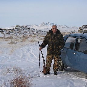 Фотография "Это я, Есбол Кошаев. Были на охоте с товарищем, настоящим следопытом в 2008 году."