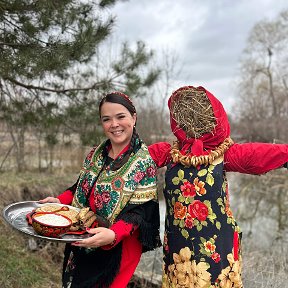 Фотография "В народе говорят, чем больше блинов в Масленицу напечете, тем больше счастья в дом приведёте! 🤭"