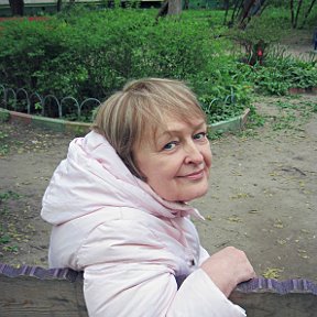 Фотография "Во дворе на Вешняковской. 5 мая 2014 г."