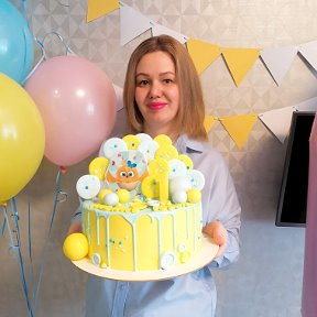 Фотография "Ульяшин первый торт, с любимым мульт героем 🐥"