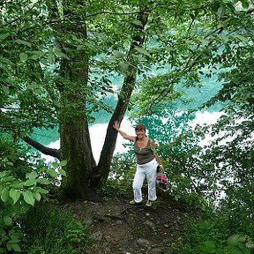 Фотография "у загадочного голубого озера на Кавказе"