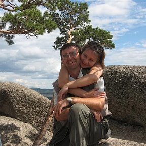 Фотография "лето2006.Казахстан.Боровое.
Я со своей женой-Ларисой"