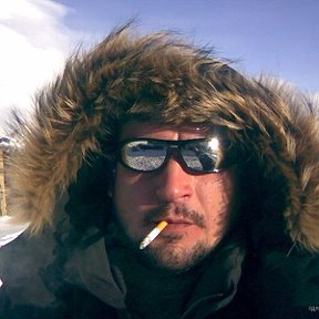 Фотография "На Эльбрусе, высота 3500м, станция "Мир", январь 2009."