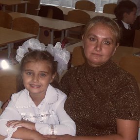 Фотография "Я  и моя  доченька  Анечка   2 й  класс"