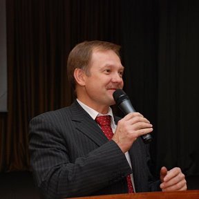 Фотография "На конференции, ноябрь 2007."