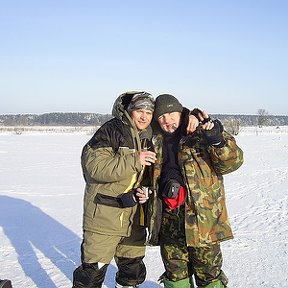 Фотография "Я с Валеркой Алёхиным на рыбалке."