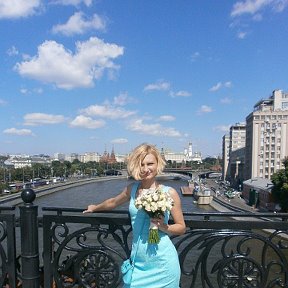 Фотография "Москва Лужковский мост. Свадьба подруги"