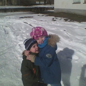 Фотография "мои внуки Настя и Кирюша"