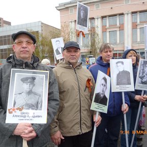 Фотография "Мой отец Шелохаев Александр Аркадьевич , стрелок -радист ,авиация дальнего действия .Прошел всю войну с 23.06.1941 по август 1947 ."