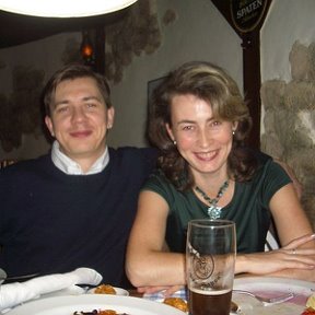 Фотография " Я и мой муж, 2006г., ресторан "Фон-барон", г. Красноярск"