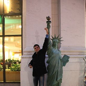 Фотография "еще одна статуя свободы! )"