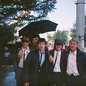 Фотография "Это Монголия, 1991 год. Слева направо: Черноусов Саша, Савельев Коля, я, Корсунов Сергей, Бабаев."