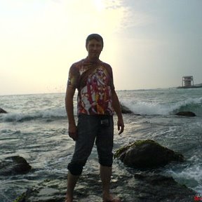 Фотография "Индия.Каньякумари.Здесь сходятся Аравийское море,Индийский океан и Бенгальский залив.10.2007."