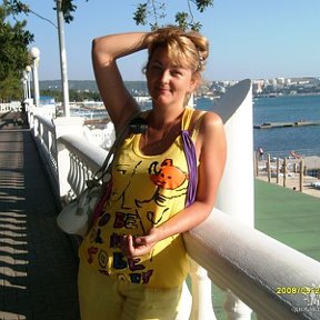 Фотография "Набережная на берегу Чёрного моря. Август 2008г."