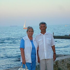 Фотография "Сейчас уже 61 год вместе. Фотографировались в Одессе в 2009 году."