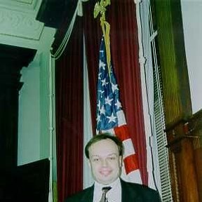 Фотография "Федеральный суд в Чарльстоне 7 апреля 1998 года сразу же после принятия мной присяги американского гражданина"