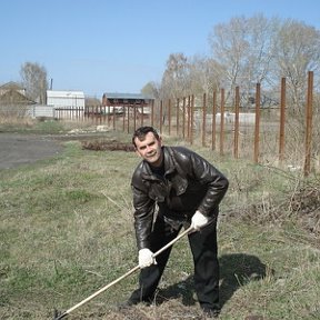 Фотография "Апрель 2008. Субботник - это праздник освобожденого труда."