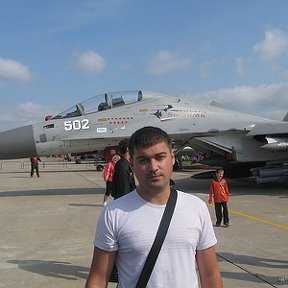 Фотография "макс 2009 не плохое шоу главное не есть местный шашлык"