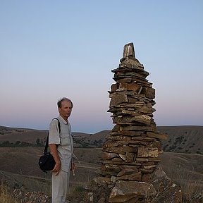 Фотография "Крым. На заходе солнца залезли на гору. В асльбомах см. пейзаж"