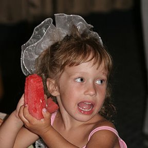 Фотография "Ну просто я очень-очень люблю арбузики!!!"