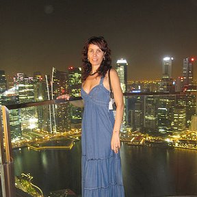 Фотография "Singapore, Marina Bay Sands Hotel -Hotel with a Boat on the Top / 2011"