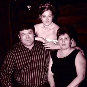 Фотография "Meine lieben Eltern und ich 
Viktor Knoll & Erna Knoll (gebr. Eckhardt)"