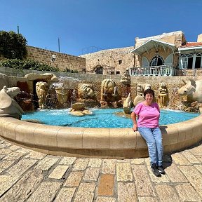 Фотография "Я у фонтана в Тель-Авиве."