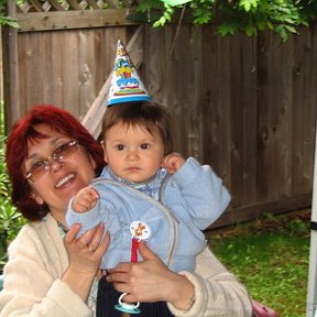 Фотография "June 4, 2006. With my dearest Grandsn NIkolas on his first birthday.Canada , Vancouver"