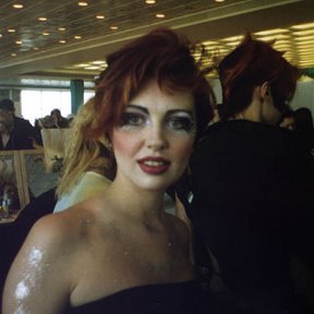 Фотография "2000г я модель на конкурсе парикмахеров в Кремлевском зале"