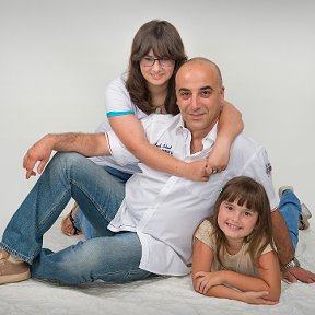 Фотография "С любимыми племянницами, Инесса и Милана !"